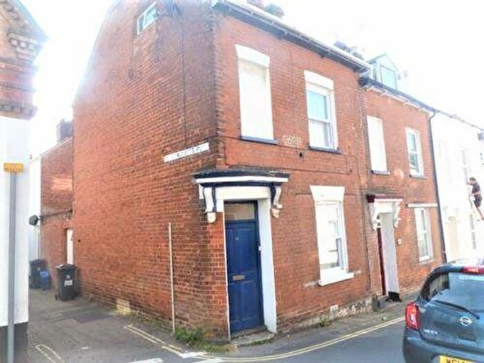 1 Bedroom Maisonette To Rent In Central Exmouth, EX8