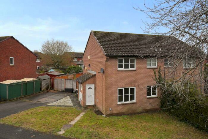 1 Bedroom End Of Terrace House To Rent In Braemore Close, Thatcham, RG19