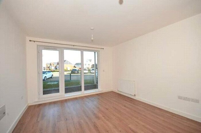 2 Bedroom Apartment To Rent In Willow Close, Snodland, Kent, ME6