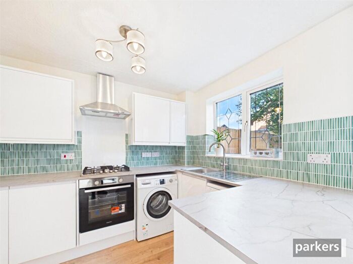1 Bedroom Semi Detached House To Rent In Ratby Close, Lower Earley, Reading, Berkshire, RG6