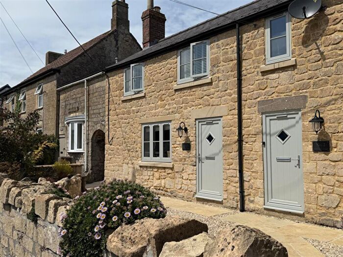 3 Bedroom Cottage For Sale In Tunley, Bath, BA2