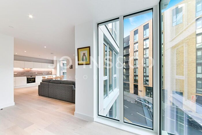 1 Bedroom Flat To Rent In Flagship House, Royal Wharf, London, E16