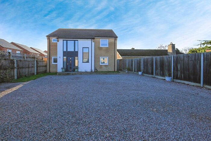 4 Bedroom Detached House For Sale In Eastrea Road, Whittlesey, Peterborough, PE7