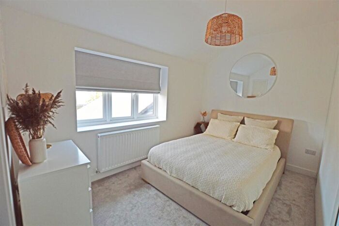 4 Bedroom Detached House For Sale In Broadgate, Whaplode Drove, PE12
