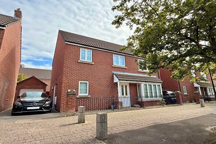 4 Bedroom Detached House For Sale In Worle Moor Road, Weston Village - Great Room Sizes, BS24