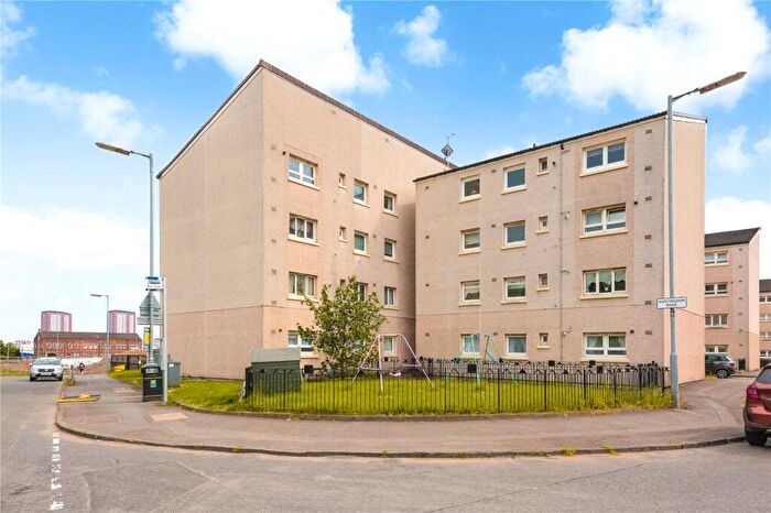 3 Bedroom Flat To Rent In Huntingdon Road, Glasgow, G21