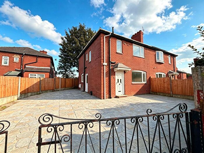 3 Bedroom Semi Detached House For Sale In Burnfield Road, Manchester, Greater Manchester, M18