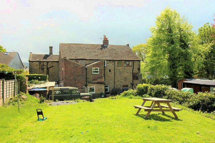 3 Bedroom Terraced House To Rent In Market Street, Hollingworth, SK14