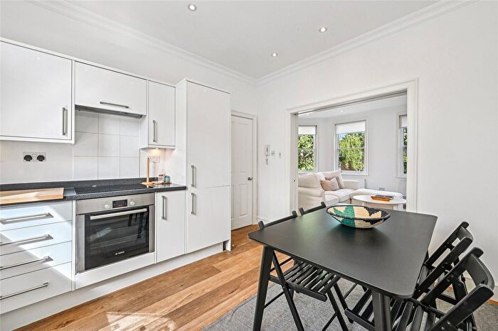 3 Bedroom Flat To Rent In Lillie Road, London, SW6