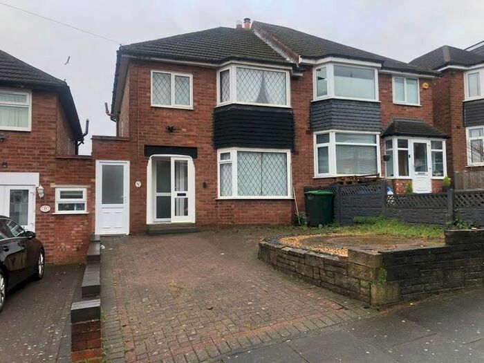 3 Bedroom Semi-Detached House To Rent In Langford Avenue, Birmingham, B43