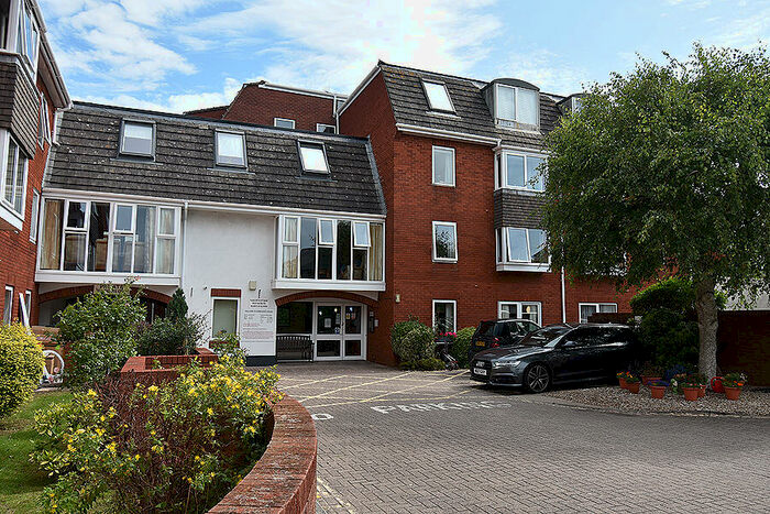 1 Bedroom Retirement Property For Sale In Bartholomew Street West, Exeter, EX4