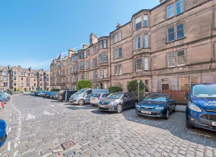 4 Bedroom Property To Rent In Thirlestane Road, Marchmont, Edinburgh, EH9