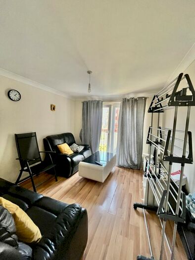 2 Bedroom Flat To Rent In Garner Court, Dunlop Road, Tilbury, Essex, RM18