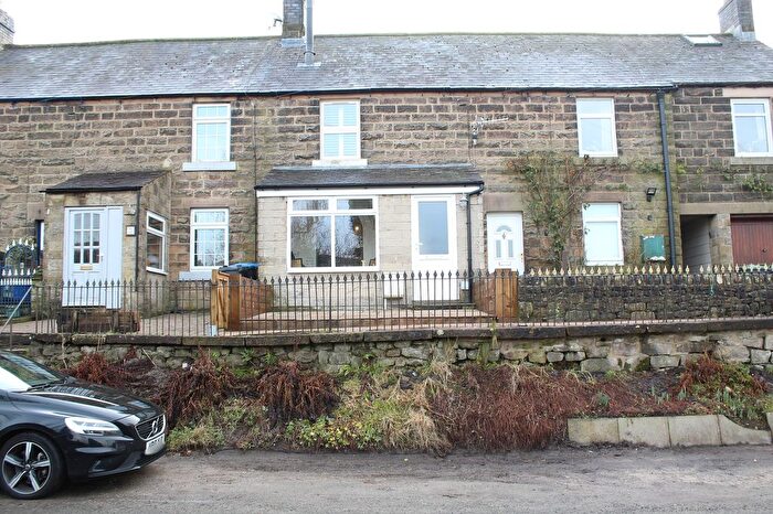 2 Bedroom Cottage For Sale In The Cliff, Tansley, Matlock, Derbyshire., DE4