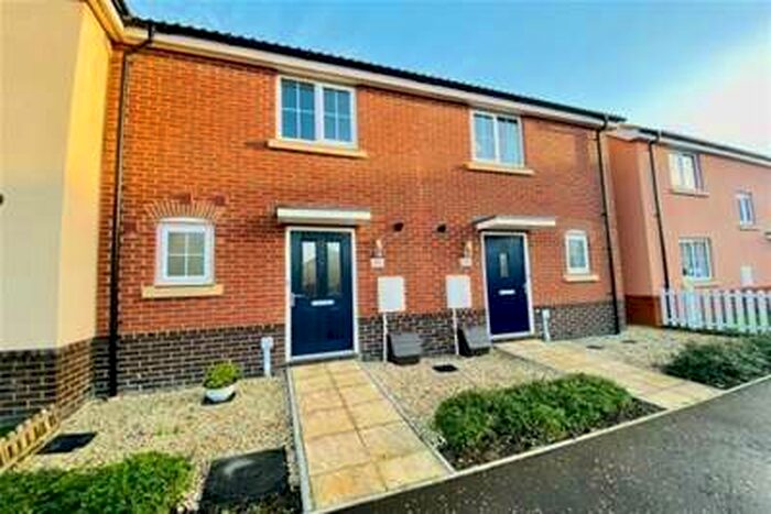 2 Bedroom House To Rent In Tortoiseshell Drive, NR17