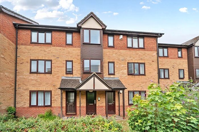 1 Bedroom Flat For Sale In Central Reading, Berkshire, RG1
