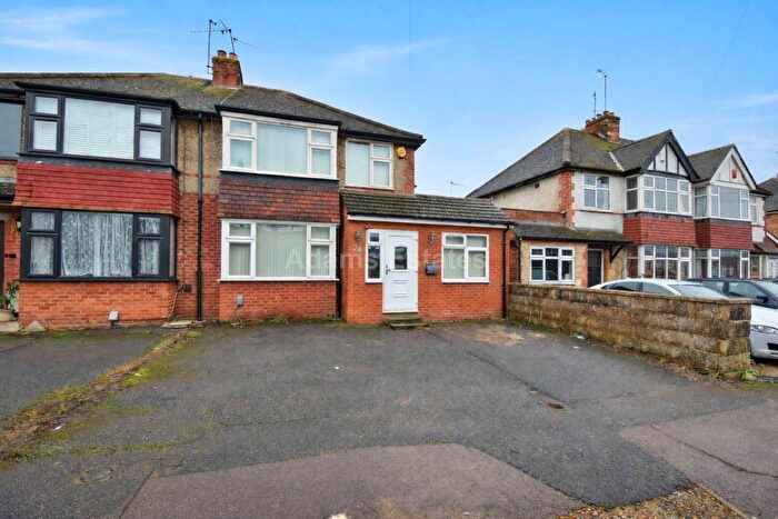 4 Bedroom Semi Detached House To Rent In Erleigh Court Gardens, Reading, RG6