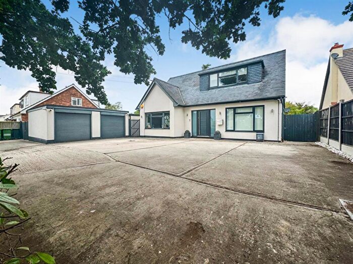 3 Bedroom House For Sale In Burnham Road, Althorne, CM3