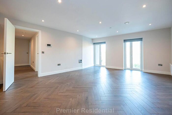 2 Bedroom Apartment To Rent In Castle Wharf, Chester Road, Manchester, M15