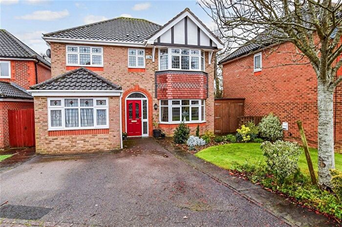 5 Bedroom Detached House For Sale In Lucilla Avenue, Ashford, Kent, TN23