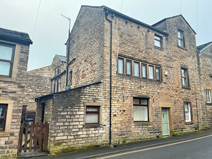 2 Bedroom Terraced House To Rent In Lawton Square, Delph, OL3