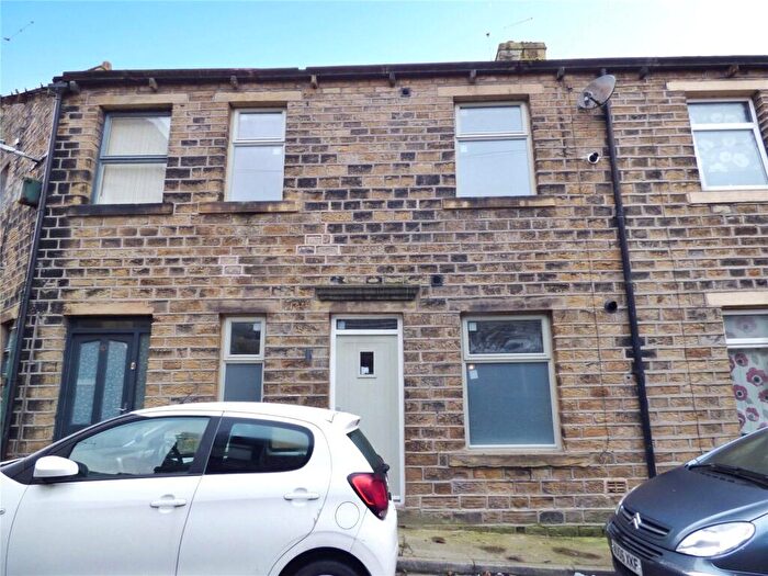 2 Bedroom Terraced House To Rent In Oliver Lane, Marsden, Huddersfield, West Yorkshire, HD7
