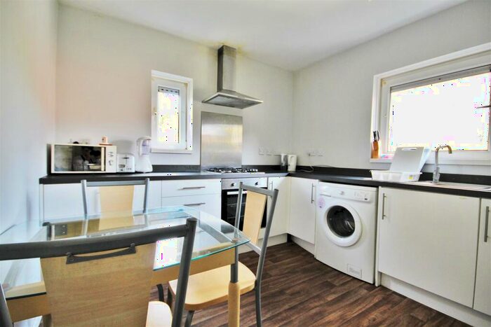 3 Bedroom Flat To Rent In St. Pauls Road, Southsea, PO5