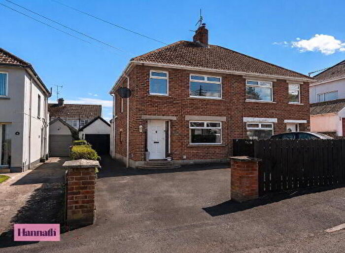 3 Bedroom Semi-Detached House For Sale In Oakleigh Park, Craigavon, BT62