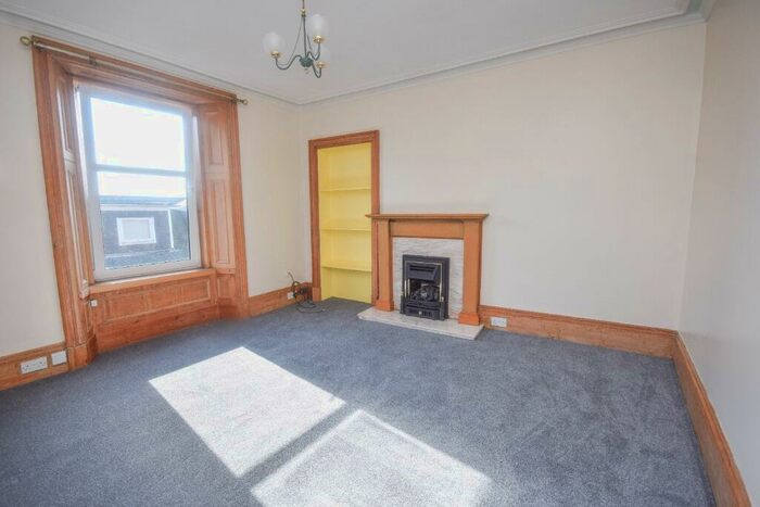 1 Bedroom Flat To Rent In Hill Street, Montrose, Angus, DD10
