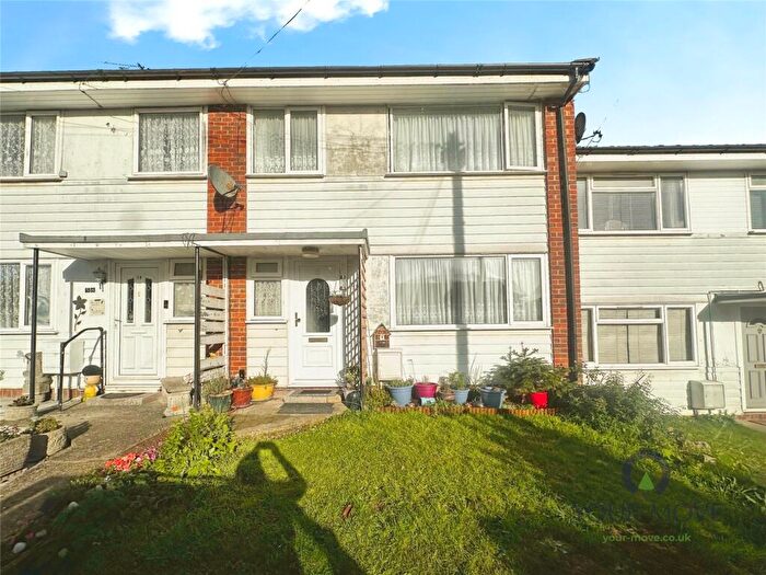 3 Bedroom Terraced House For Sale In Douglas Road, Lenham, Kent, ME17