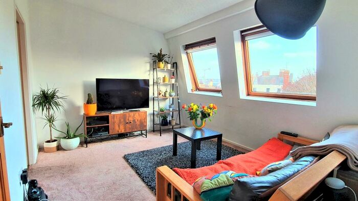 1 Bedroom Flat To Rent In Albion Street, Chester, CH1