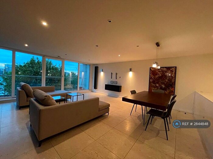 2 Bedroom Flat To Rent In Adriatic Apartments, London, E16