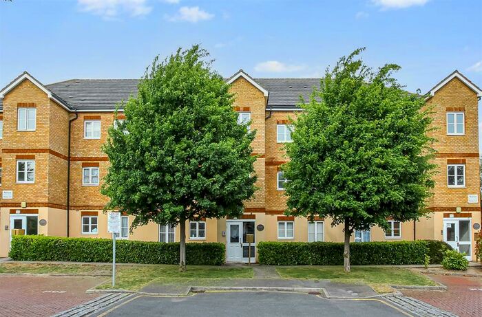 2 Bedroom Flat To Rent In East India Way, Croydon, CR0