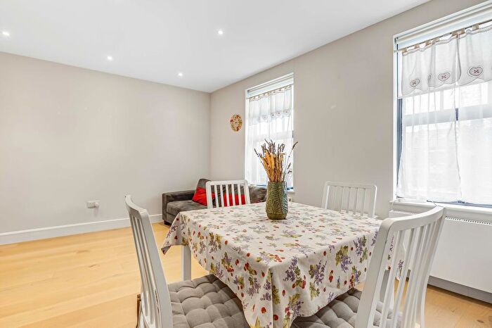 1 Bedroom Flat To Rent In Station Terrace, London, NW10
