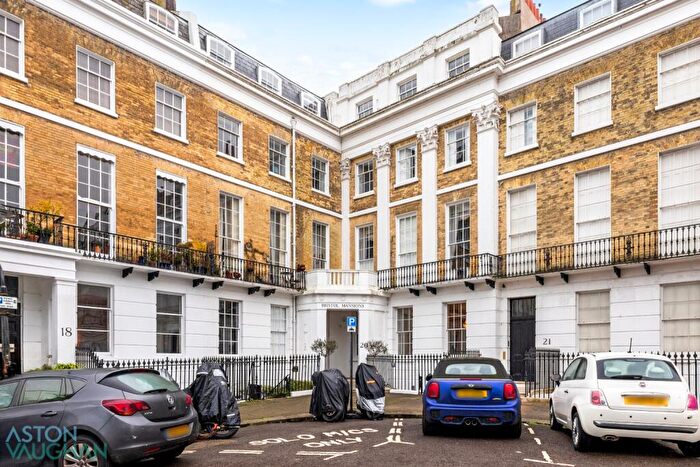 2 Bedroom Flat For Sale In Sussex Square, Brighton, BN2