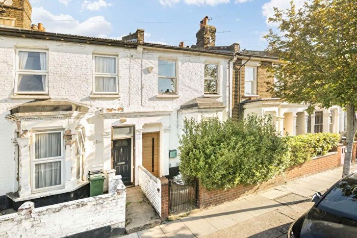 2 Bedroom Terraced House For Sale In Waldo Road, College Park, NW10