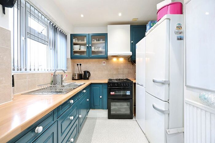 3 Bedroom Semi Detached House For Sale In Tower Street, High Wycombe, HP13