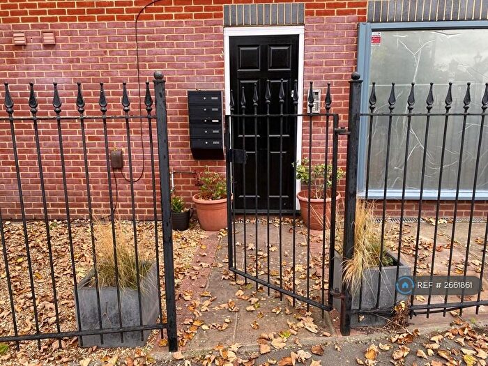 1 Bedroom Flat To Rent In Gladstone Road, Orpington, BR6