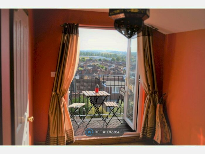 4 Bedroom Terraced House To Rent In Ashgrove Road, Bristol, BS3