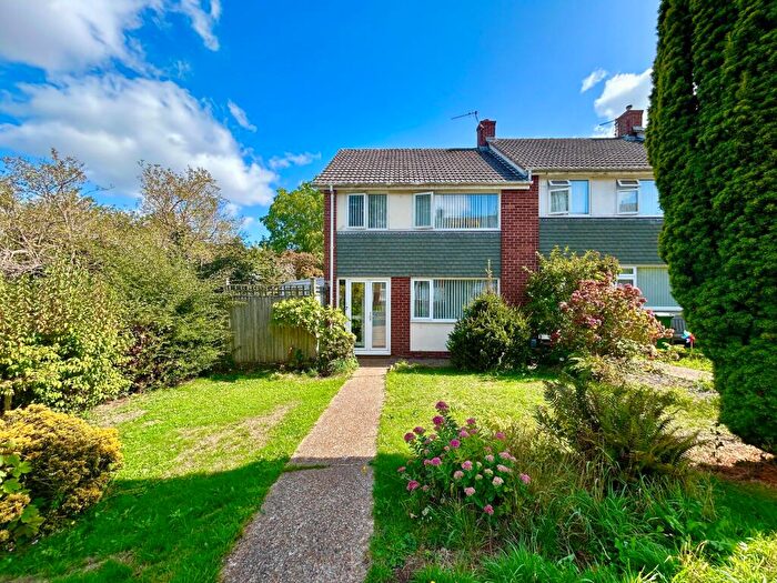3 Bedroom End Of Terrace House For Sale In Woodbury View, Exeter, EX2
