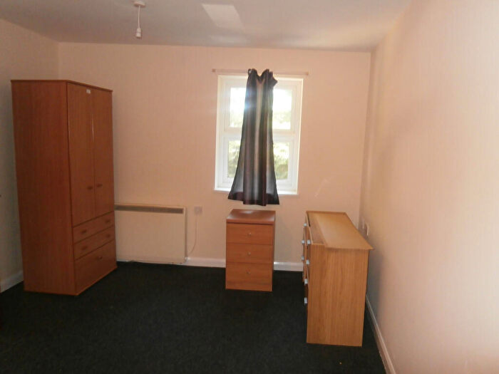 1 Bedroom Flat To Rent In Hosker Close, Oxford, OX3