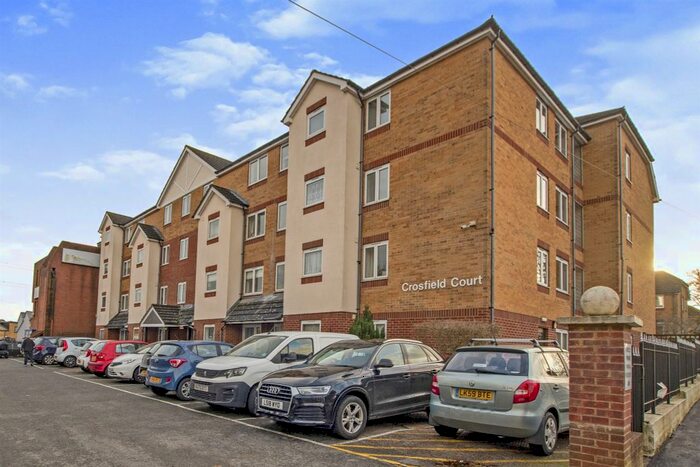 1 Bedroom Flat To Rent In Lower High Street, Watford, WD17
