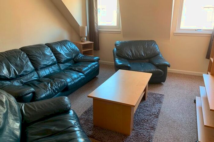 2 Bedroom Flat To Rent In Crichton Street, City Centre, Dundee, DD1