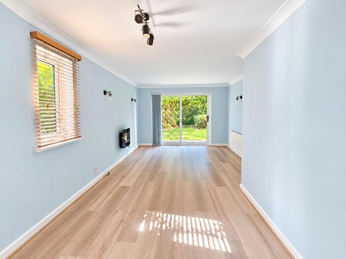 3 Bedroom Flat To Rent In Glen Eyre Road, Southampton, SO16
