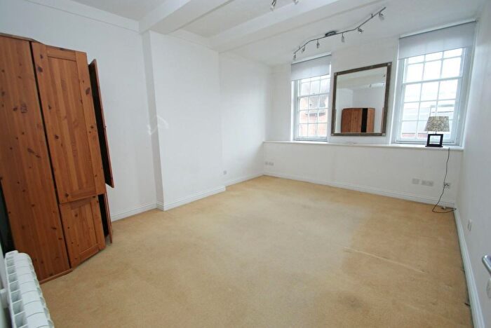 1 Bedroom Flat To Rent In South Street, Bishop's Stortford, CM23