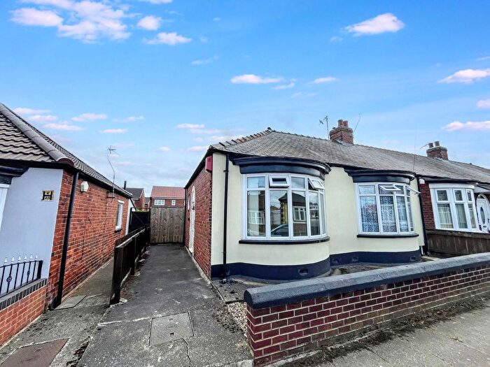 2 Bedroom Semi Detached Bungalow For Sale In Highfield Road, Middlesbrough, TS4