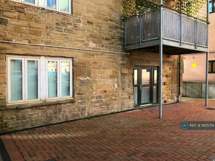 2 Bedroom Flat To Rent In Buslingthorpe Lane, Leeds, LS7
