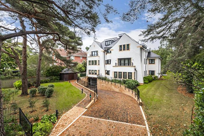 2 Bedroom Apartment For Sale In Haven Road, Canford Cliffs, BH13