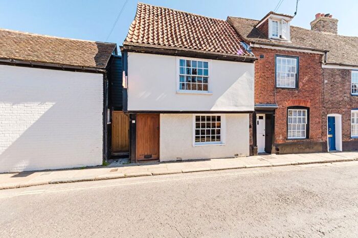 1 Bedroom Terraced House For Sale In The Chain, Sandwich, Kent, CT13