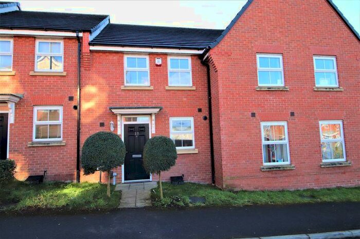 2 Bedroom Town House To Rent In Royal Close, Blackburn, BB2
